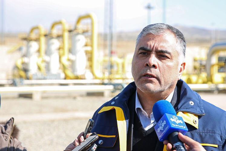 Oil minister visits Parchin Gas Pressure Boosting Station