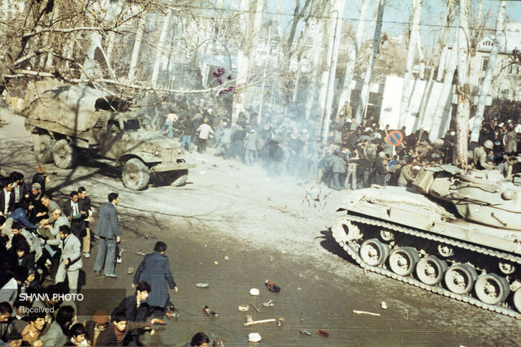 اعتراض مردم شهرهای دیگر به این کشتار سبب شدت گرفتن درگیریها و اعتراضها شد. ۱۷ شهریور سال ۱۳۵۷ مأموران دولتی تعداد زیادی از تظاهرکنندگان را کشتند.