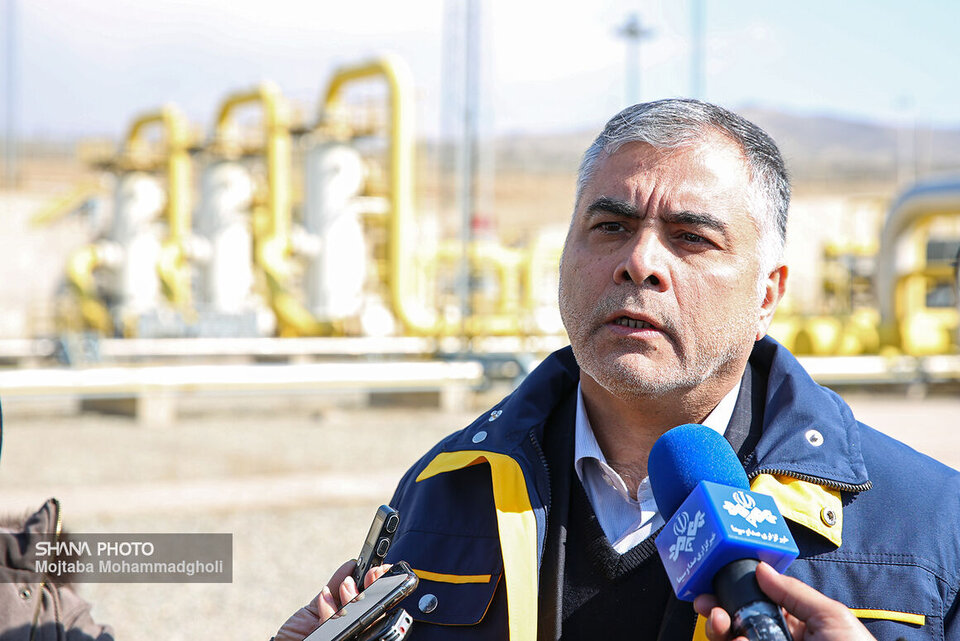 اداره صنعت نفت بدون وابستگی به خارجیها اداره صنعت نفت بدون وابستگی به خارجیها