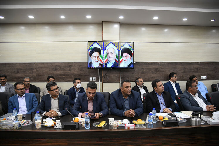 نشست شورای توسعه و برنامهریزی شهرستان عسلویه