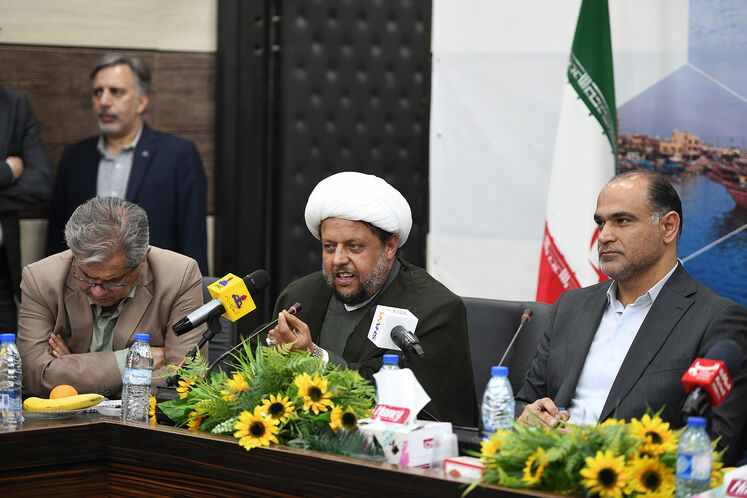 نشست شورای توسعه و برنامهریزی شهرستان عسلویه