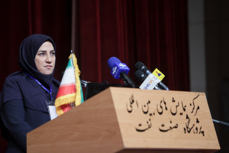 بنفشه الماسینیا، دبیر سومین همایش پتروتک