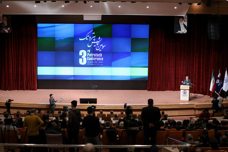 آغاز بهکار سومین همایش «پتروتک»