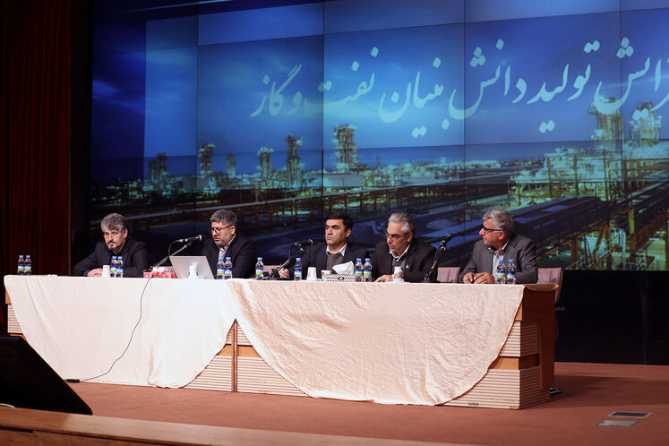 نشستهای تخصصی سومین همایش «پتروتک»