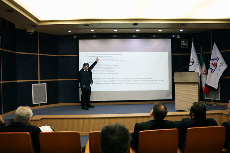 نشستهای تخصصی سومین همایش «پتروتک»