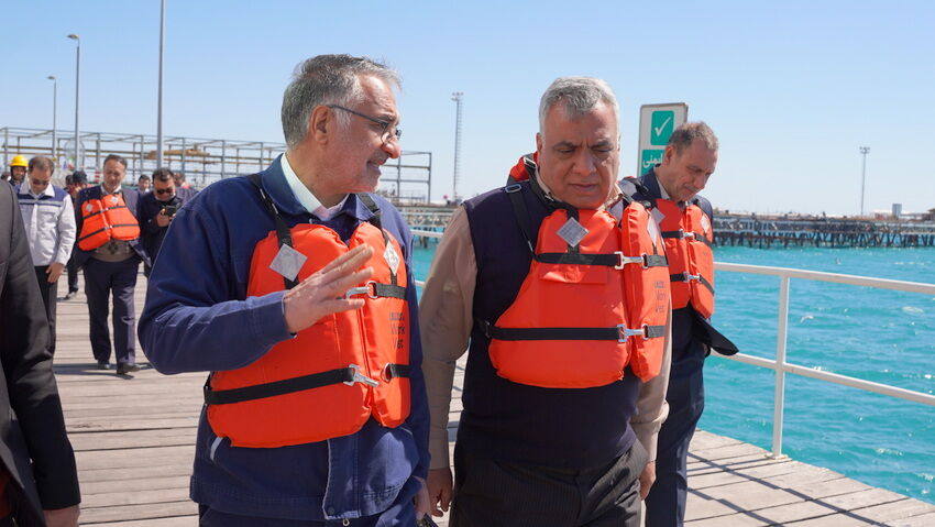 آماده صادرات هر مقدار نفت تحویلی هستیم آماده صادرات هر مقدار نفت تحویلی هستیم