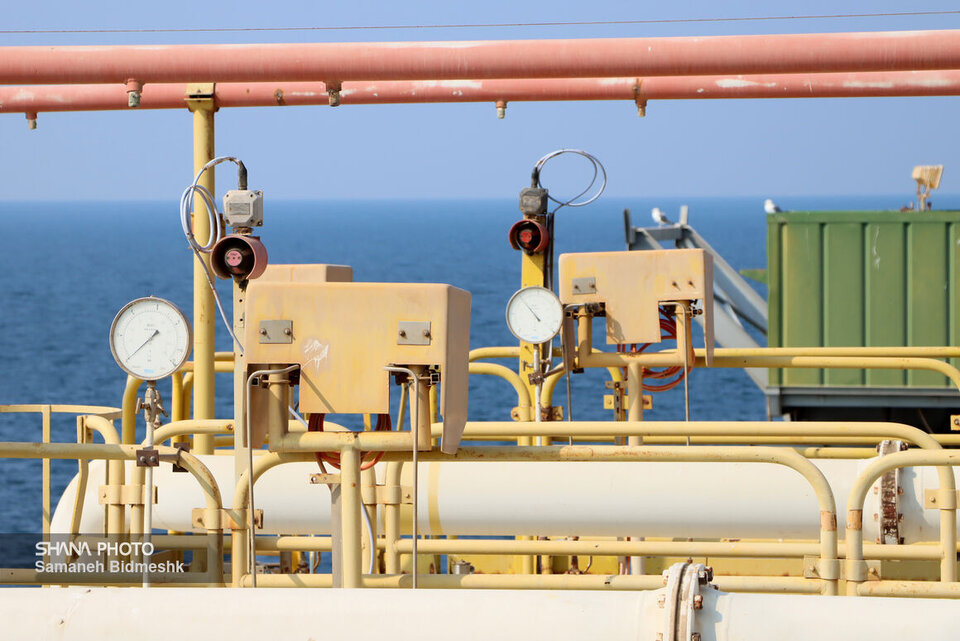 Siri Island: Iran’s oil hub in Persian Gulf Siri Island: Iran’s oil hub in Persian Gulf