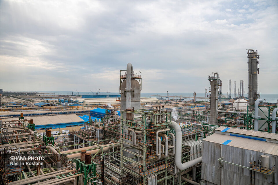 ثبت رکورد تازه تولید پلی‌اتیلن در آریاساسول