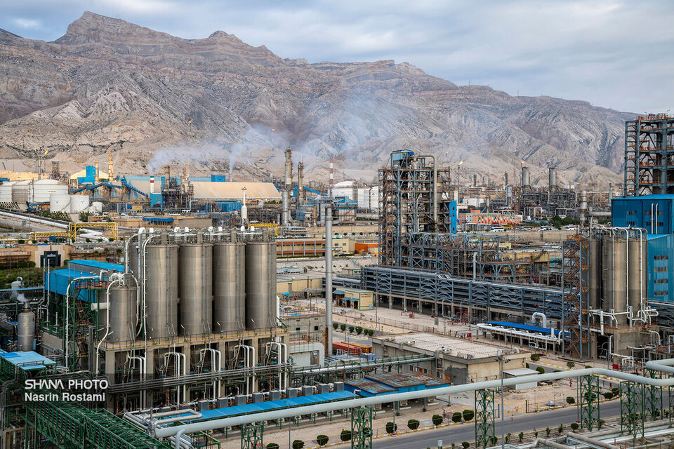 دستورعمل تداوم تولید صنعت پتروشیمی در شرایط بحرانی ابلاغ شد دستورعمل تداوم تولید صنعت پتروشیمی در شرایط بحرانی ابلاغ شد