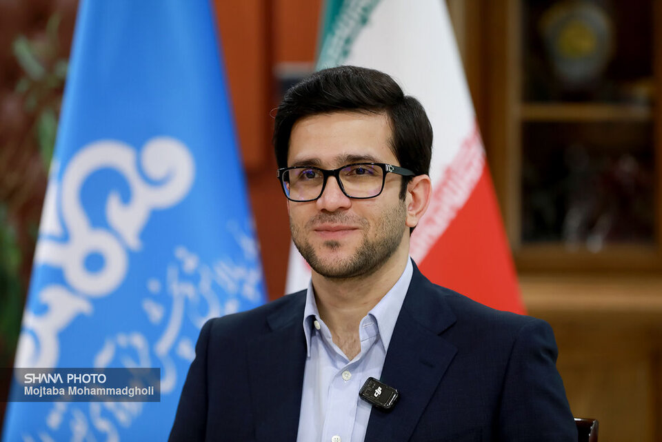 تبریک معاون وزیر نفت در امور پالایش و پخش برای سال نو تبریک معاون وزیر نفت در امور پالایش و پخش برای سال نو