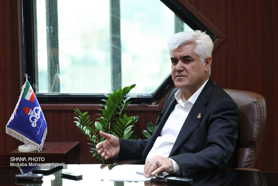 برنامهریزی برای جهش تولید در میدانهای مشترک نفتی در ۱۴۰۴ برنامهریزی برای جهش تولید در میدانهای مشترک نفتی در ۱۴۰۴