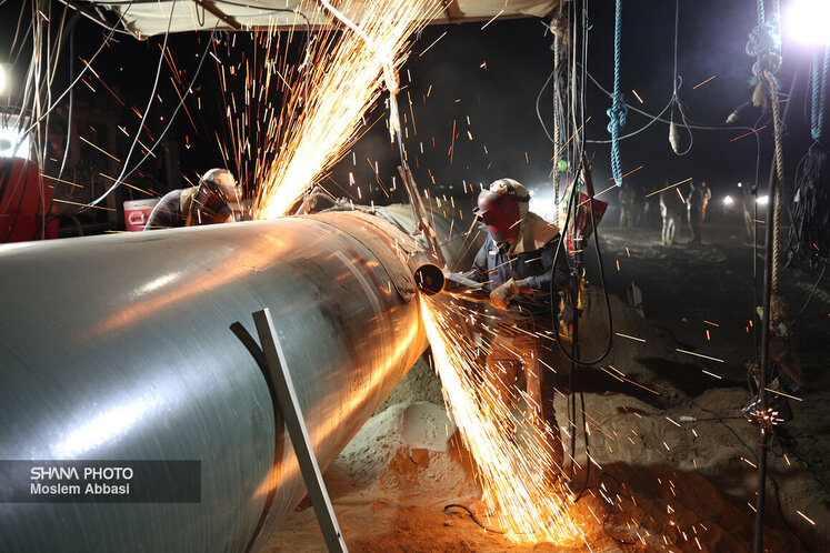 اجرای خط لوله گاز «سیریک - کوه مبارک»