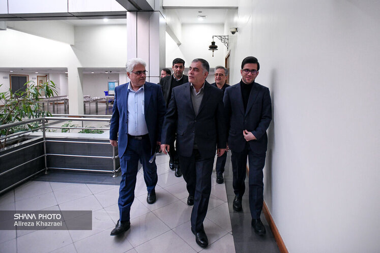 بازدید وزیر نفت از شرکت ملی پخش فرآوردههای نفتی