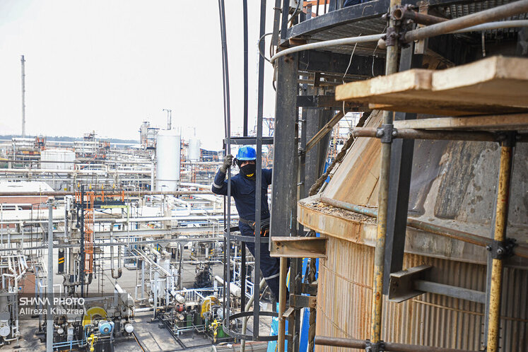 تعمیرات اساسی پالایشگاه نفت تهران