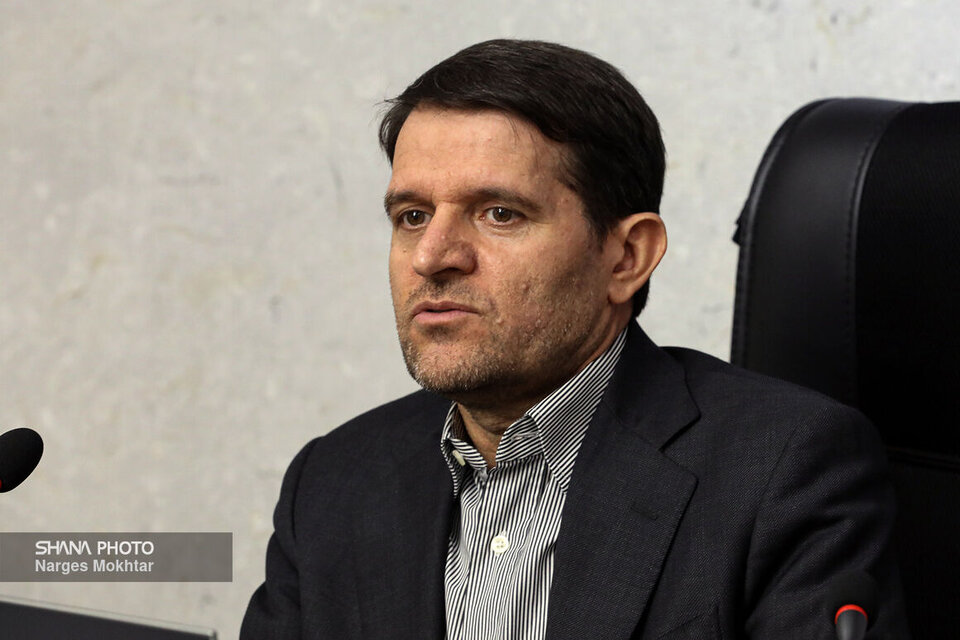 لزوم توجه به مطالعات راهبردی در مسیر توسعه صنعت پتروشیمی لزوم توجه به مطالعات راهبردی در مسیر توسعه صنعت پتروشیمی