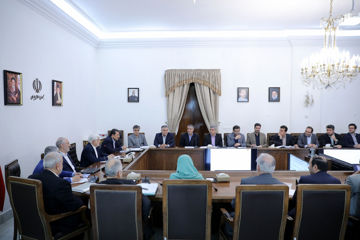 پیشنهادهای اقتصادی با راهکارهای دقیق ارائه شود پیشنهادهای اقتصادی با راهکارهای دقیق ارائه شود