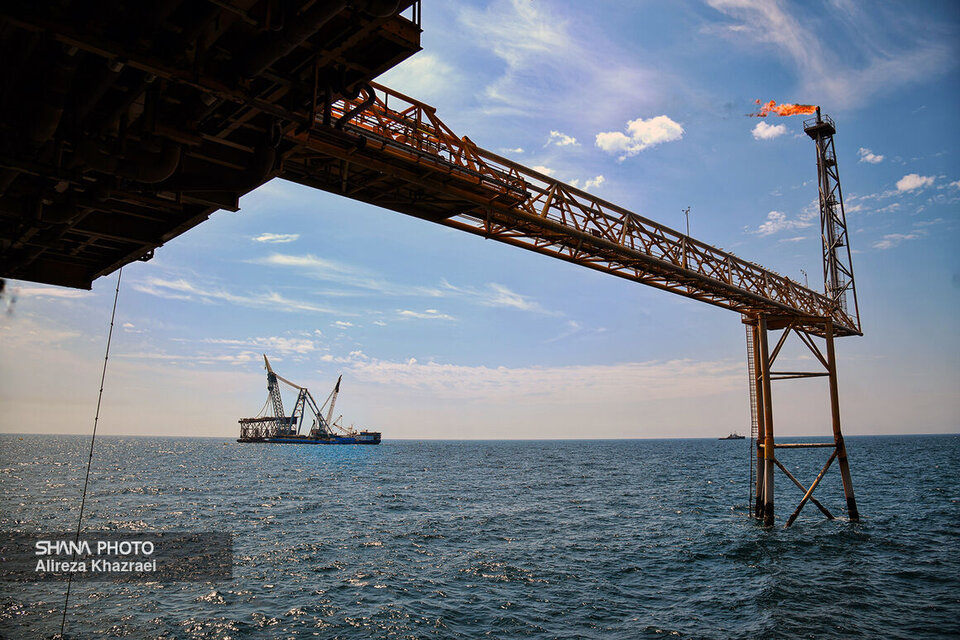 حل مشکل ناترازی انرژی با سرمایهگذاری در صنعت نفت حل مشکل ناترازی انرژی با سرمایهگذاری در صنعت نفت