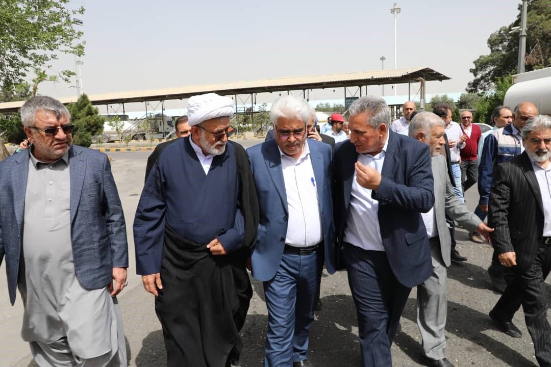 تأکید بر اقدامهای کنترلی عرضه سوخت در انبار ری تأکید بر اقدامهای کنترلی عرضه سوخت در انبار ری