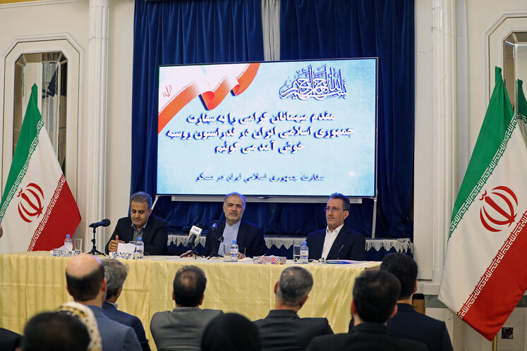 نشست سیدکاظم جلالی،سفیر ایران در روسیه با شرکت‌‌کنندگان هجدهمین نشست کمیسیون دائمی همکاری‌های اقتصادی ایران و روسیه