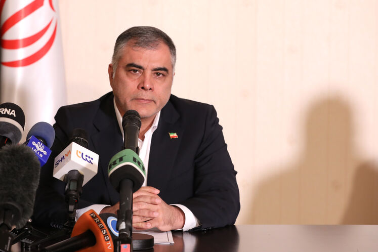 محسن پاکنژاد، وزیر نفت جمهوری اسلامی ایران