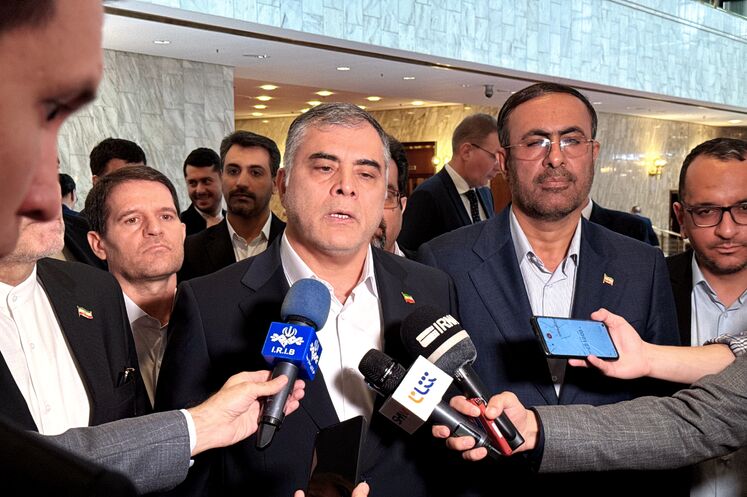 محسن پاکنژاد، وزیر نفت جمهوری اسلامی ایران