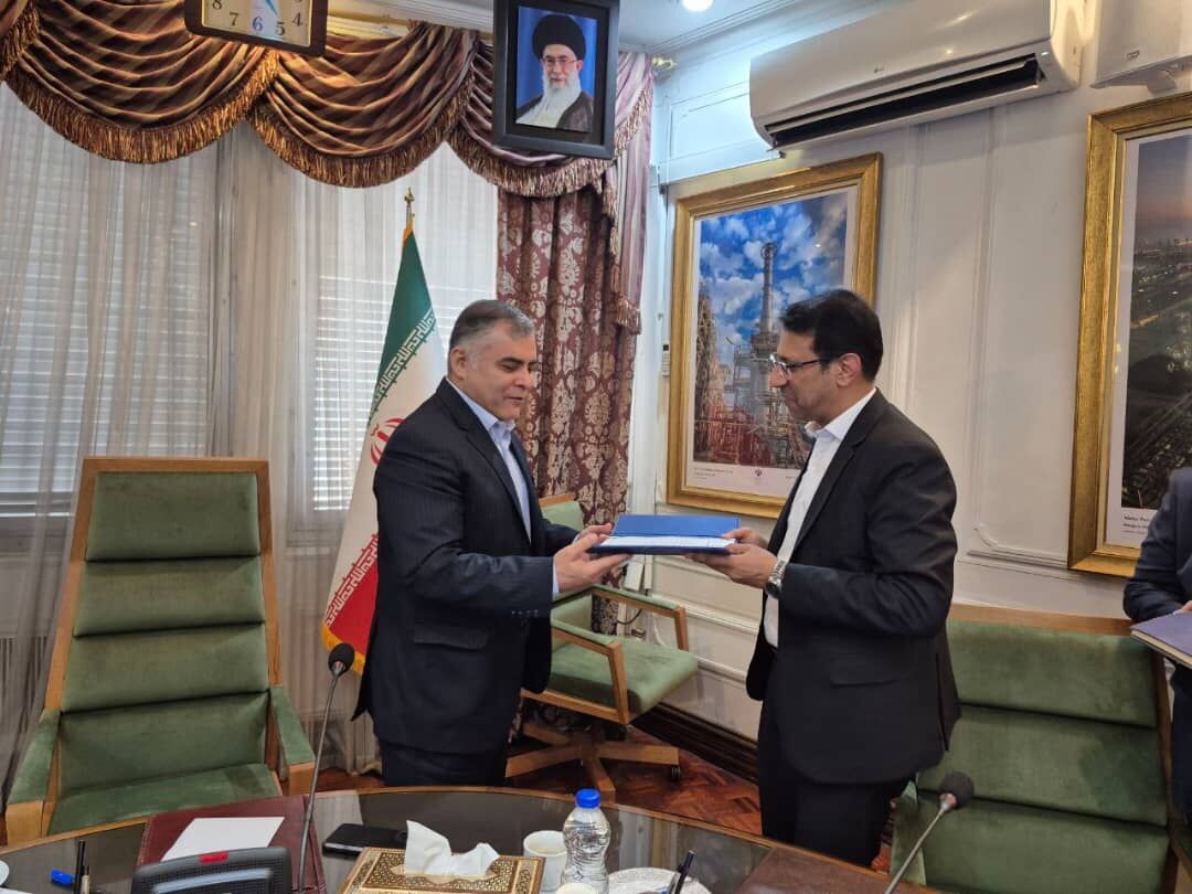 معارفه رئیس هیئت رئیسه صندوقهای بازنشستگی نفت معارفه رئیس هیئت رئیسه صندوقهای بازنشستگی نفت