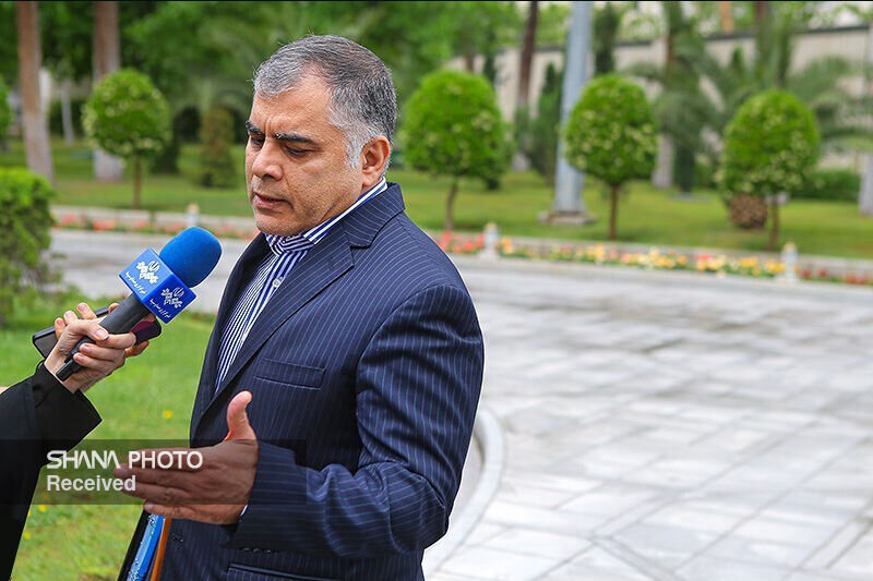 Paknejad: Iran ready to install rig in Arash field, pending border talks  
