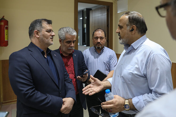 بازدید مدیرکل روابط عمومی وزارت نفت از فرآیند آماده‌سازی نمایشگاه نفت 