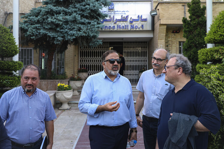 بازدید مدیرکل روابط عمومی وزارت نفت از فرآیند آماده‌سازی نمایشگاه نفت 