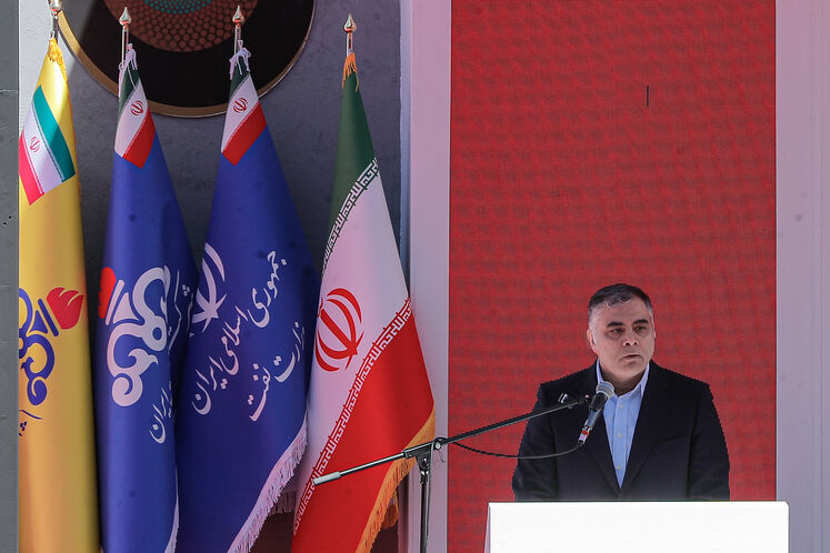 محسن پاک‌نژاد، وزیر نفت