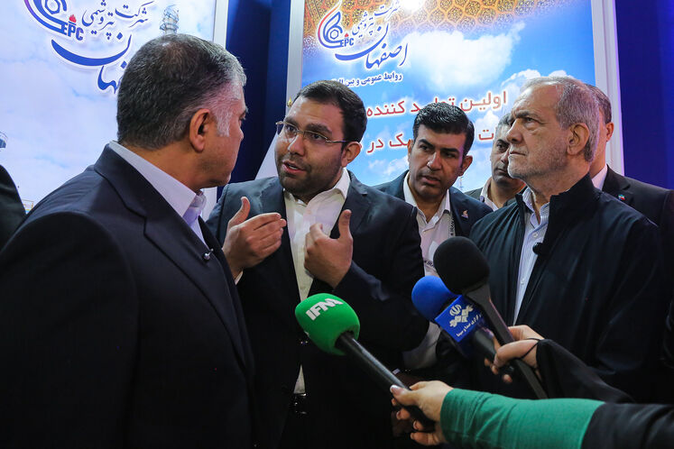 بازدید رئیس‌جمهوری از بیست‌ونهمین نمایشگاه نفت