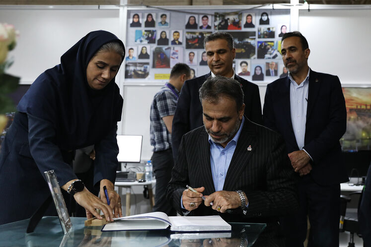 بازدید  غلامعباس حسینی، مدیرعامل مجتمع گاز پارس جنوبی از تحریریه رسانه‌های وزارت نفت
