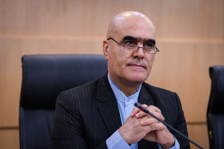 نشست تخصصی بررسی تحولات بازارهای نفت، گاز، انرژی و تغییر اقلیم