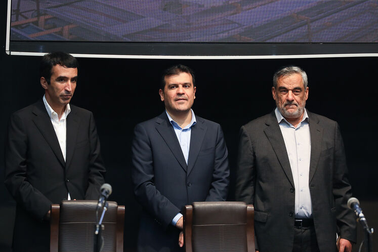 آیین امضای ۱۸ قرارداد و تفاهم‌نامه ساخت بار اول در صنعت نفت