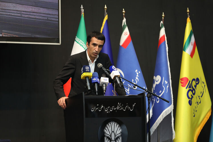 آیین امضای ۱۸ قرارداد و تفاهم‌نامه ساخت بار اول در صنعت نفت