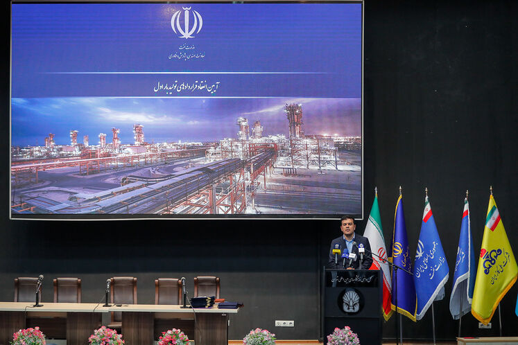 آیین امضای ۱۸ قرارداد و تفاهم‌نامه ساخت بار اول در صنعت نفت/ ۲