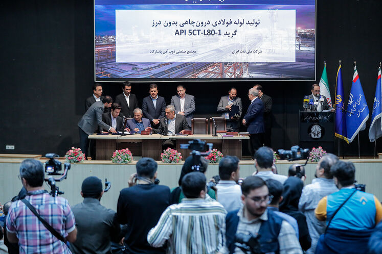 آیین امضای ۱۸ قرارداد و تفاهم‌نامه ساخت بار اول در صنعت نفت/ ۲