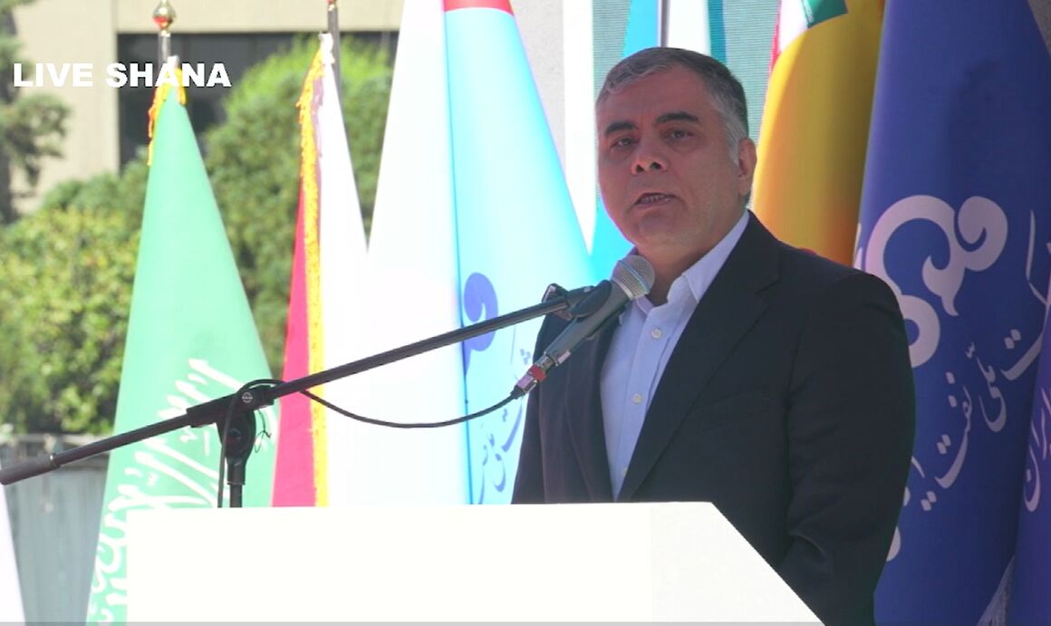تحول در صنعت نفت با سرمایه‌گذاری 10 میلیارد دلاری/ ادامه صادرات نفت در بالاترین سطح با وجود تحریم‌ها
