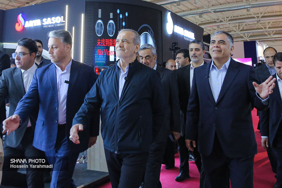 تقدیر معاون وزیر نفت از برگزاری موفق نمایشگاه نفت تقدیر معاون وزیر نفت از برگزاری موفق نمایشگاه نفت