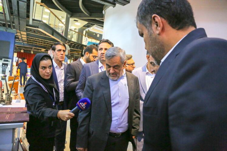 بازدید معاون وزیر نفت از بیست‌ونهمین نمایشگاه بین‌المللی نفت، گاز، پالایش و پتروشیمی