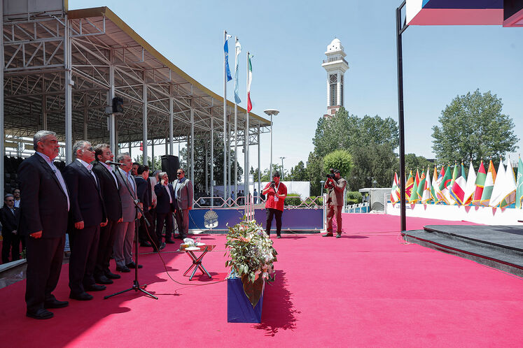 آیین آغاز دوباره عملیات حفاری اکتشافی در بخش کمعمق دریای خزر