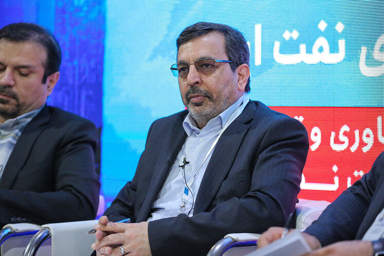 احسان تقوی‌نژاد، مدیرکل امور اوپک، مجامع و سازمان‌های بین‌المللی وزارت نفت