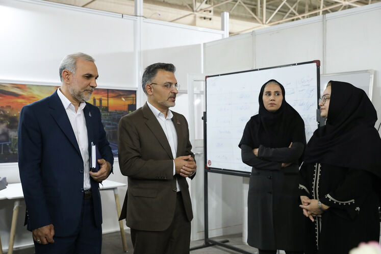 بازدید محمدرضا جولایی، مدیر هماهنگی و نظارت بر تولید شرکت ملی گاز ایران از شانا