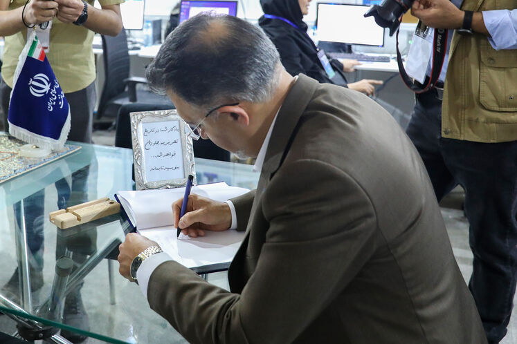 بازدید محمدرضا جولایی، مدیر هماهنگی و نظارت بر تولید شرکت ملی گاز ایران از شانا