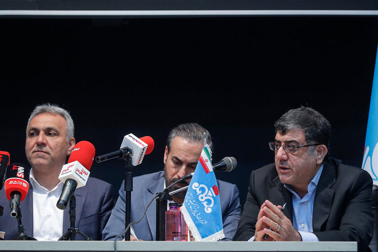 نشست خبری محمدصادق عظیمی‌فر، مدیرعامل شرکت ملی پالایش و پخش فرآورده‌های نفتی