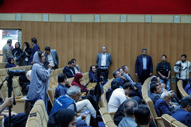 نشست خبری محمدصادق عظیمی‌فر، مدیرعامل شرکت ملی پالایش و پخش فرآورده‌های نفتی