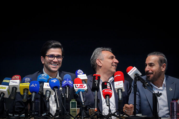 نشست خبری محمدصادق عظیمی‌فر، مدیرعامل شرکت ملی پالایش و پخش فرآورده‌های نفتی