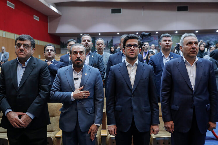 نشست خبری محمدصادق عظیمی‌فر، مدیرعامل شرکت ملی پالایش و پخش فرآورده‌های نفتی