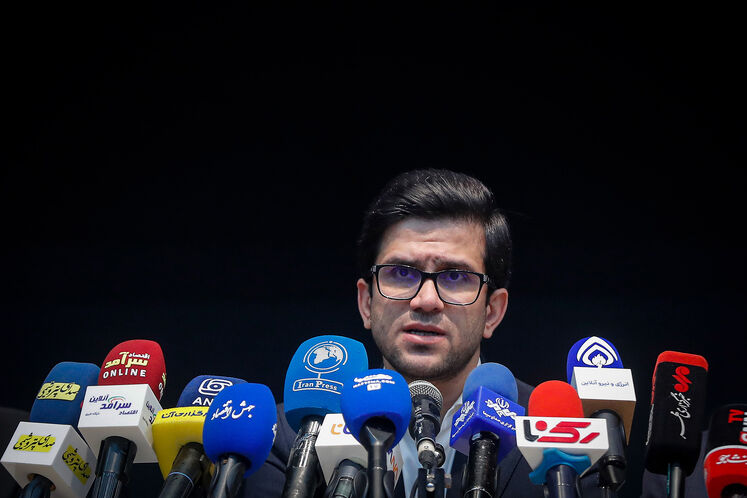 نشست خبری محمدصادق عظیمی‌فر، مدیرعامل شرکت ملی پالایش و پخش فرآورده‌های نفتی