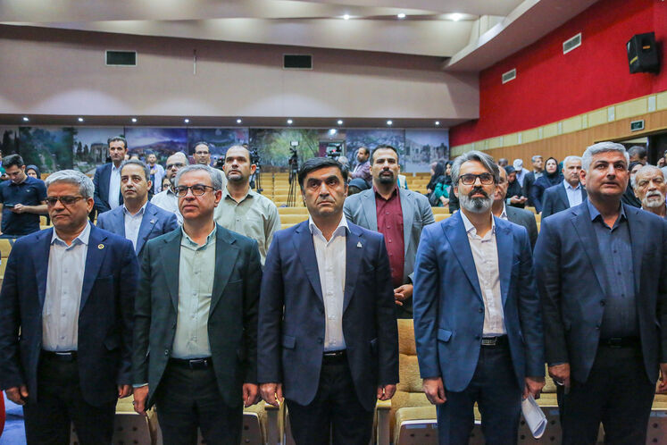 نشست خبری مدیرعامل شرکت ملی مناطق نفت‌خیز جنوب